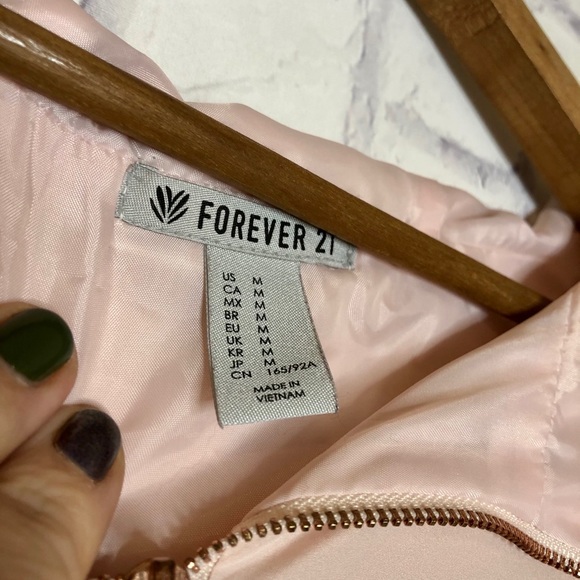🌟Promo🌟 Wrk-Out Forever 21 Hoodie Windbreaker - Picture 4 of 7